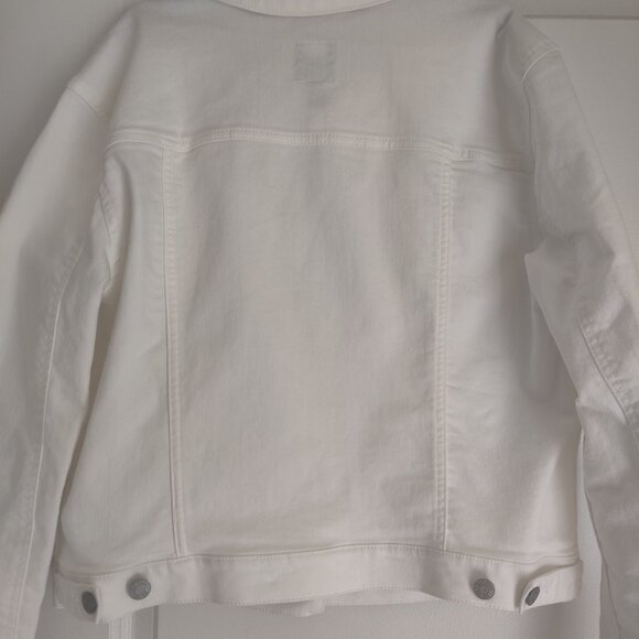 Authentic Gap White Denim Jacket - Picture 7 of 9